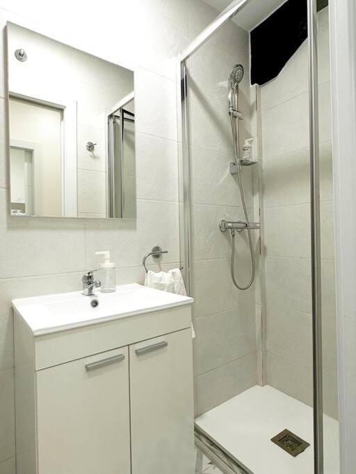 Apartamento De Diseno En Laredo Centro Exterior photo